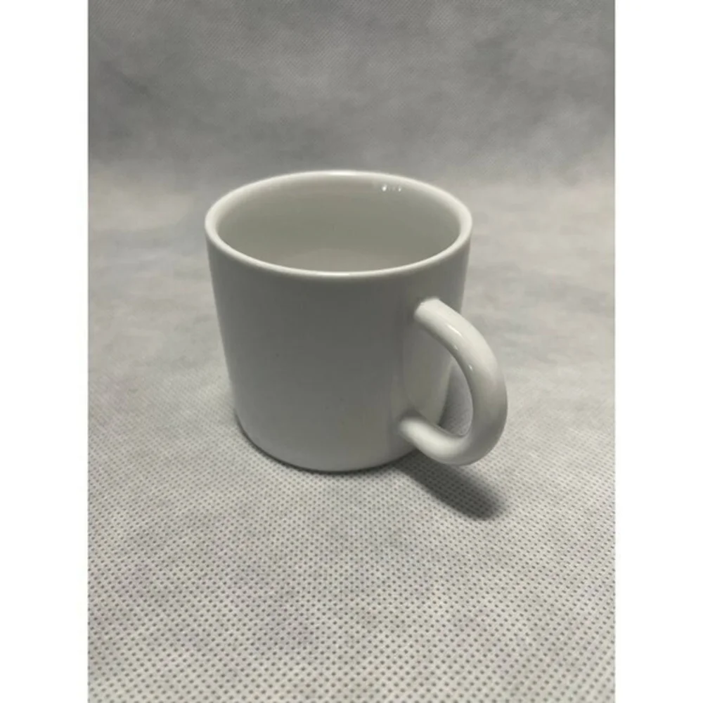 Set 4 Crate & Barrel White Porcelain Espresso Cups 2.5